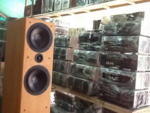 Bán chuyên loa tannoy fusion 4 hàng bãi, đẹp...