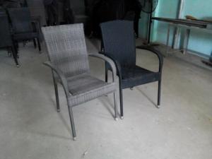 Cần thanh lý gấp bàn ghế tồn khô giá rẻ