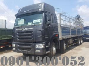 THÔNG SỐ KỸ THUẬT XE TẢI FAW 4 CHÂN 17T9 310HP
Loại xe tải:Ô Tô tải có mui bạt
KhốiI lượng bản thân:11680 kg
Phân bố lên trục trước/sau:6.160 / 5.520 kg
Khối lượng hàng chuyên chở cho phép: 17.990 kg
Khối lượng toàn bộ: 29.800 kg
Phân bố lên trực trước/sau:11.800 / 18.000 kg
Kích thước tổng thể xe (dài x rộng x cao):11.580 x 2.500 x 3.500 mm
Kích thước lọt lòng thùng hàng:9.070 x 2.360 x 760/2.150 mm
Khoảng cách trục:1.900 + 5.050 + 1.350 mm
Công thức bánh xe: 8×4 – 2 cầu -2 gí
Kiểu động cơ: FAW CA6DL1-31E3F
Công suất máy: 310Hp
Loại 4 kỳ,6 xilanh thẳng hàng, tăng áp
Thể tích làm việc: 7.700 cm3
Công suất lớn nhất/tốc độ quay:231 kW/2.300 vòng /phút
Loại nhiên liệu:Diesel
Cỡ lốp: 11.00R20
Vết bánh xe trước/sau:1.980/1.847mm
Số lượng lốp trục I/II/III/IV: 02/02/04/04..
Hệ thống lái :Trục vít – ê cu bi
Cơ khí có trợ lực thủy lực
*HỖ TRỢ MUA TRẢ GÓP: Khách hàng có thể vay 80%-90% giá trị xe, thời gian vay từ 12-72 tháng.Thủ tục nhanh, thế chấp bằng chính chiếc xe cần vay.
CÔNG TY CPTM DV Ô TÔ - CHI NHÁNH THỦ ĐỨC
Địa chỉ: 138 Quốc Lộ 1A, Phường Tam Bình, Q. Thủ Đức, Tp. HCM
----------------------------------------------------------
HOTLINE: 090 130 0052
Web: phumanauto.vn