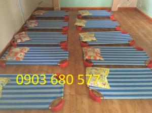 Giường ngủ mầm non giảm giá 30%
