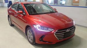 Hyundai Elantra - sang trọng - thể thao