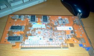 Vga Eax550Hm512/Td/256M/A
