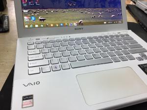 Bán SOny Vaio SVS13 i5-3210M /4Gb / 500Gb / HD 4000 / 13,3 LED Fím Máy đẹp !!!