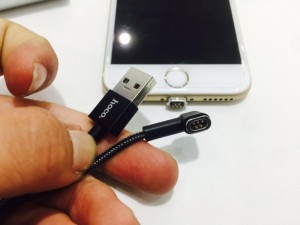 Dễ dàng tháo lắp gấp đôi so với cáp dạng thường