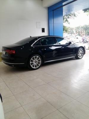 Audi A8L 4.0 TFSI quattro (Sản xuất 2014 MỘT CHỦ TỪ ĐẦU)