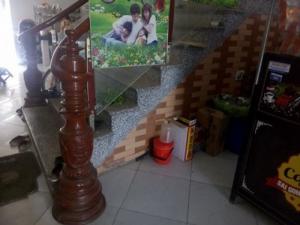 Cần bán gấp nhà mặt phố 3 tấm đối diện chợ Vôi