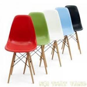 Bàn ghế nhựa nhập khẩu giá rẻ