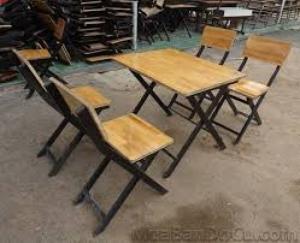 Bàn ghế Phạm Gia chuyên sản xuất các loại bàn ghế sắt gỗ chuyên dùng cho quán cafe , quán ăn , bar clup,..