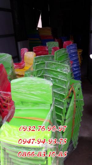 Ghế nhựa đúc nhập khẩu mầm non , các loại ghế tốt