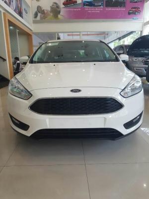 Ford Focus 1.5 Sport 2018, 740tr. đủ màu giao ngay, tặng phim, bảo hiểm,