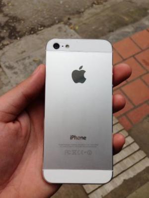 Iphone 5 lock 64 gb mới 99% người dùng bán