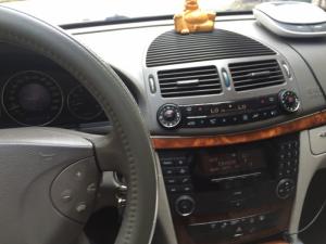Cần bán xe Mercedes e240 đời 2003