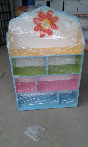 kệ sách mầm non, các loại kệ sách trong góc nhỏ của bé, kệ sách đang giảm giá