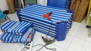 Giường ngủ cho bé , các loại giường sọc so le cao cấp đang giảm giá