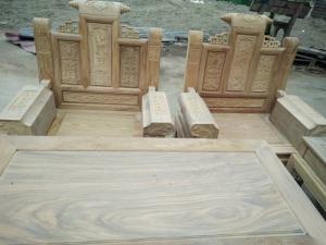 Bộ bàn ghế âu á kiểu cuốn thư tay hộp bộ 2m2 và bộ 2m4 gỗ lim