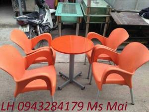 Chuyên sản xuất bàn ghế nhựa đúc giá sỉ