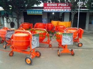 Máy trộn lật nghiêng quyết tiến