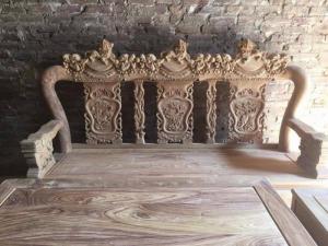 Bộ Bàn Ghế Nghê Đỉnh 3 đầu Gỗ Hương Vân Tay 12