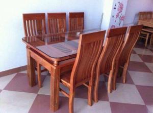 Bộ bàn ăn gỗ trẹo bàn vuông 2 tầng