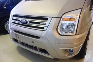 Khuyến mãi mua xe Ford Transit Limousine, 10 chỗ - Hotline: 0966877768 (24/24)
