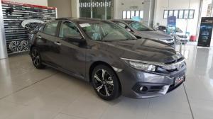 Honda Civic 2017 1.5 Turbo ưu đãi lớn tại Gia Lai