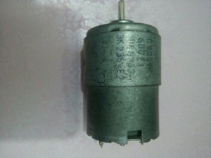 Motor 550 12v-24v johnson zin ( hàng rã)