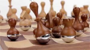 Bộ cờ vua cao cấp độc đáo Wobble Umbra chess