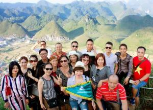 Tour Hà Giang mùa hoa tam giác mạch - Tham ra đêm nhạc Acoustic mountain music tour giữa núi rừng