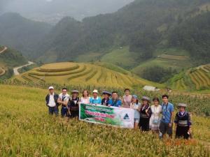 Tour Mù Cang Chải - Tắm Suối Khoáng Nóng bản Lướt - Nghe nhạc “Acoustic mountain music tour”  giữa núi rừng