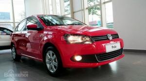 Bán ô tô Volkswagen Polo sedan đời 2017, màu đỏ, nhập khẩu, 679tr