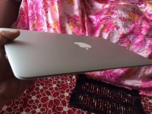 Macbook air 11inch mid 2013 i7 8gb 512ssd new 99%.Zin 100%,Xach tay My.