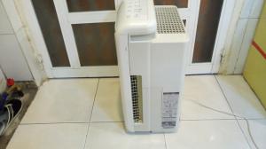 Máy lọc không khí Daikin ACK75K-W .