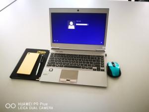 Laptop siêu mỏng nhẹ Toshiba Dynabook R632 / Z930 cực đỉnh