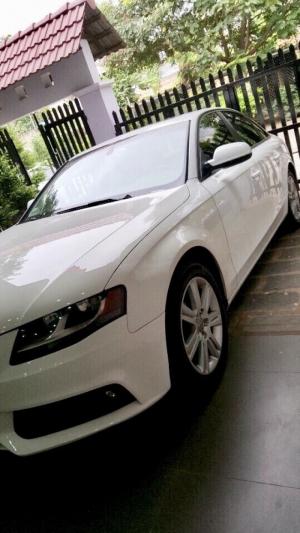 Bán Audi A4 2.0 TFSI màu trắng đời 2009 đăng ký 2012 bản full