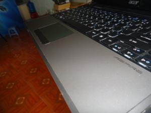 Laptop i5 acer ram 4g card rời giá rẻ