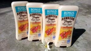 Kem Chống Nắng Hawaiian Tropic Sheer Touch Ultra Radiance Sunscreen