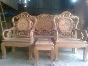 Bộ bàn ghế giả cổ kiểu guột gỗ gụ