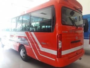 Thiết kế của xe khách County 29 chỗ hoàn hảo với chiều dài tổng thể 7,085 m đảm bảo sắp xếp các hàng ghế cho người ngồi trên xe thoải mái nhất - Gọi 0931777073 (24/24)