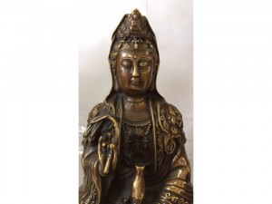 Tượng Phật bà quan âm cầm bình lá liễu ..