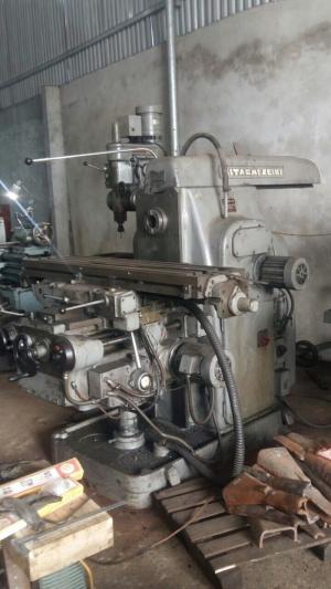 Bán máy phay ngang HITACHI SEIKI 400X800 máy đã qua sử dụng