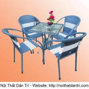 Bàn ghế cafe thanh lý hàng cuối năm giá rẻ vô cùng
