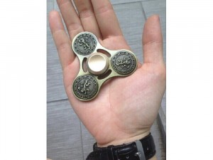 Con Quay Spinner Đồng Tiền