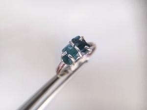 Nhẫn nữ đá tourmaline xanh thiên nhiên, tourmaline mài thô thiên nhiên TPHCM,