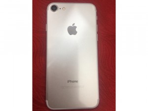 Cần Bán Iphone 7-32-Silver Máy 99%