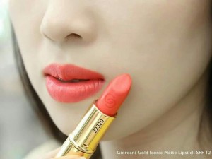 Son Giordani Gold iconic Matte Lipstick