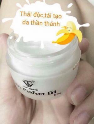 Xóa tan nỗi lo nám da, da đen sạm, thô sần với kem dưỡng trắng da, tái tạo trẻ hóa Top White D1