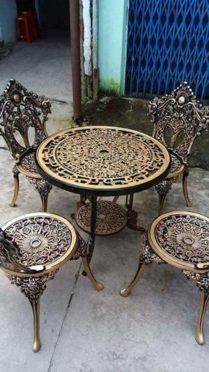 Bàn ghế ngoài trời tân cổ điển 01