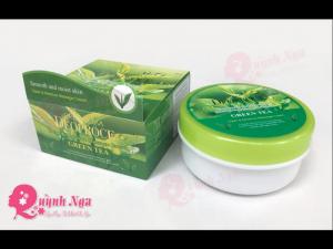 nhanh chóng loại bỏ các cặn bẩn, dầu dư thừa và tế bào chết trên da.