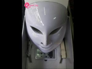 Mặt Nạ Ánh Sáng Sinh Học 7 Màu