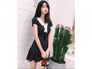 Set Đầm Thiết Kế Chấm Bi